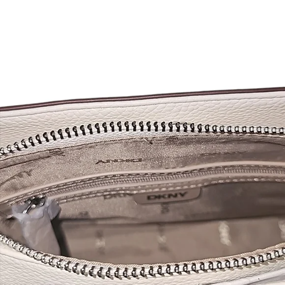 DKNY MADDY CROSSBODY  PURSE - Picture 5 of 7